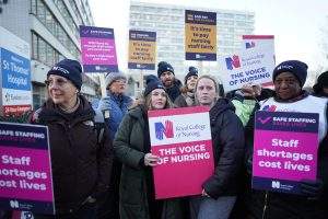 संपादकीय - कोरोना का ख़तरा और नर्सों की हड़ताल 1